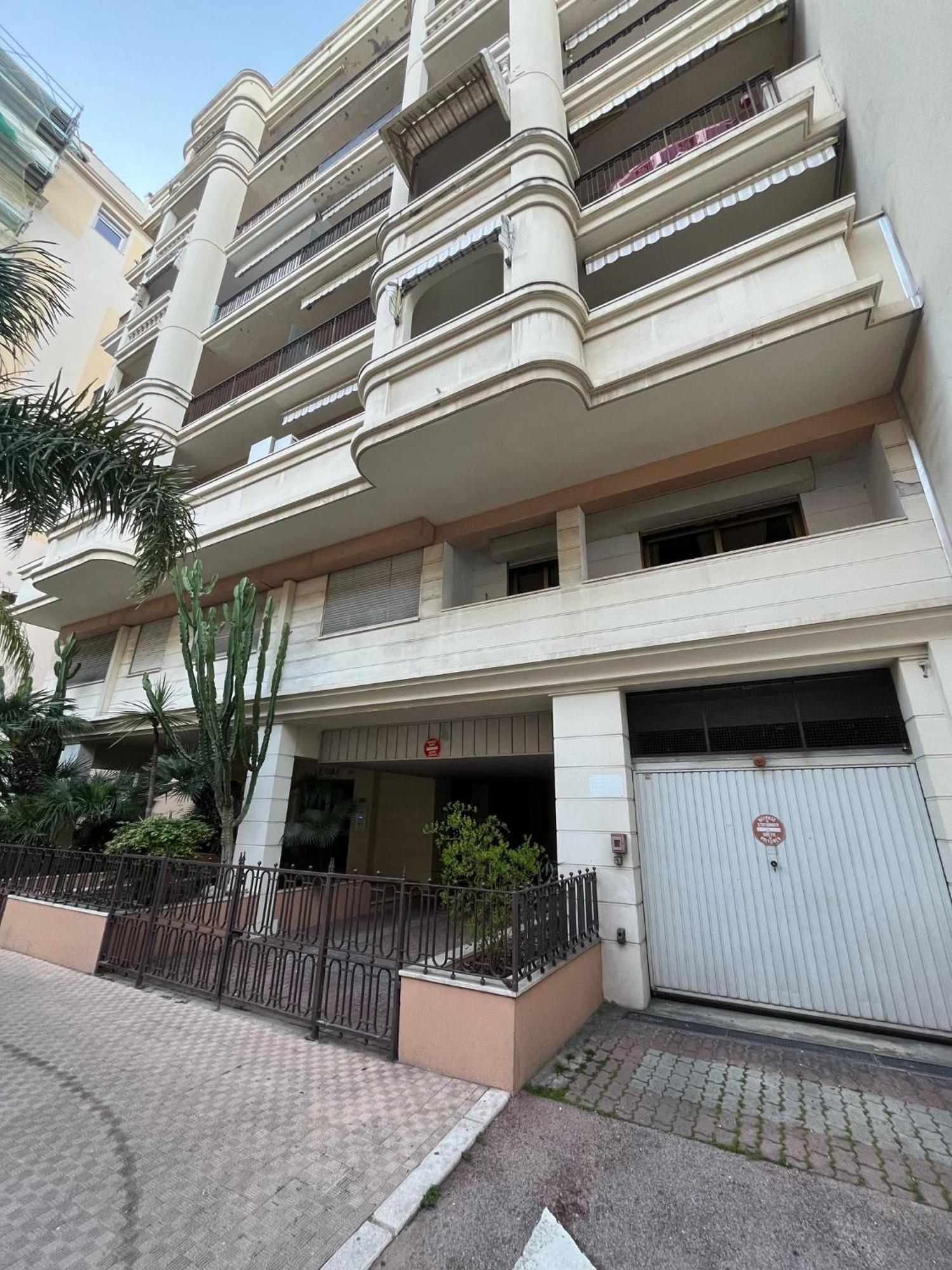 Le Golf Apartment